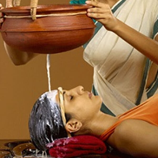 Takradhara ayurvedic tareatment